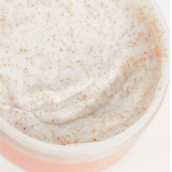 Revolution Skincare Vitamin C Glow Body Scrub Brightening Exfoliant NEW - Picture 4 of 10